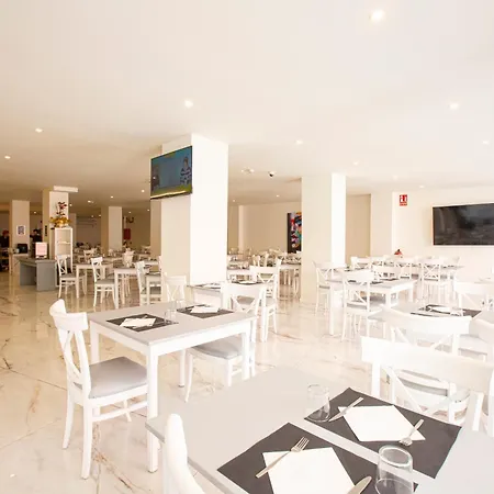 Fleming Playa Poniente